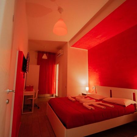 O Vic' Stritt' Hotel Napoli Eksteriør billede